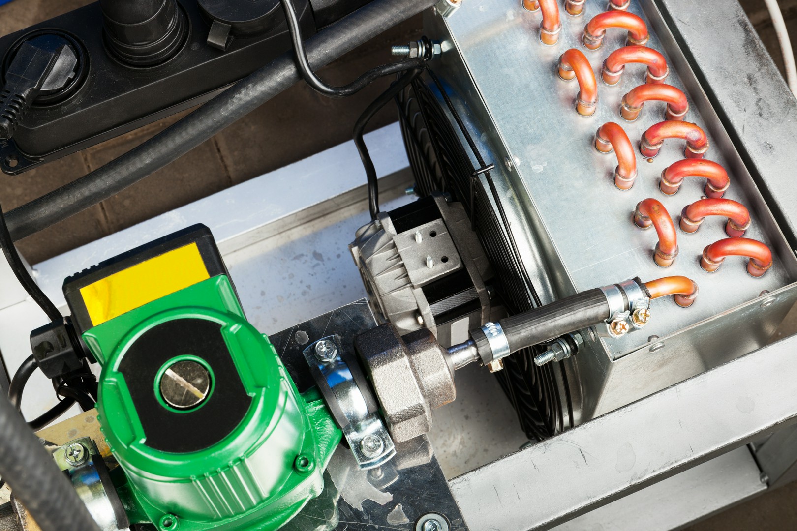 Największe wyzwania związane z&nbsp;serwisem agregatów chłodniczych